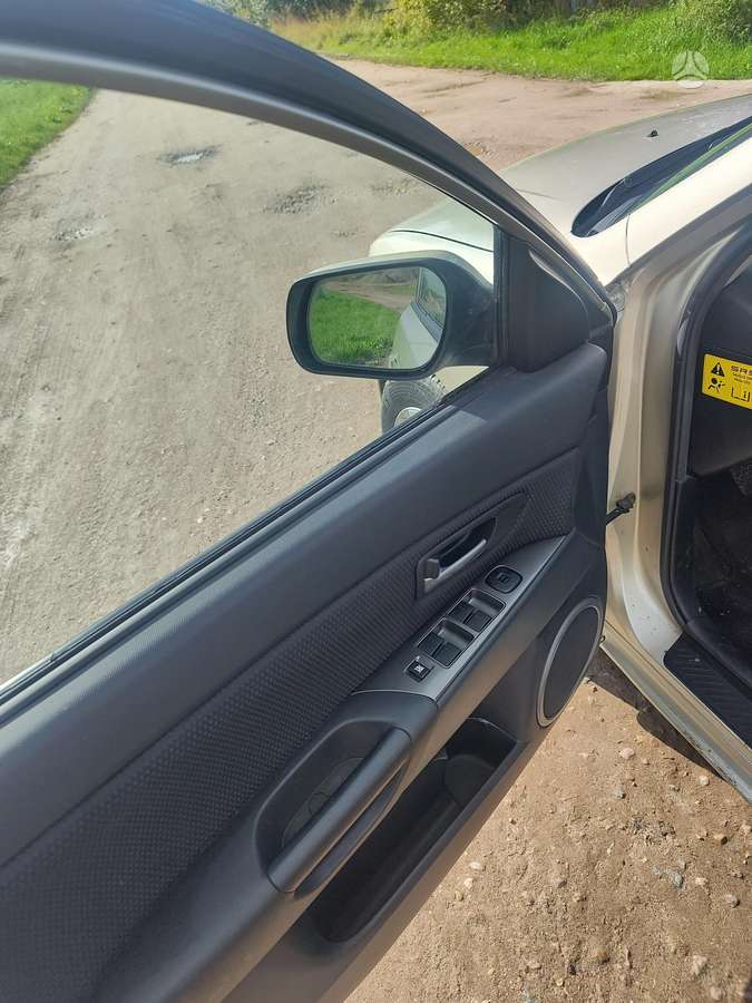 Mazda 3, 1.6 l., Седан