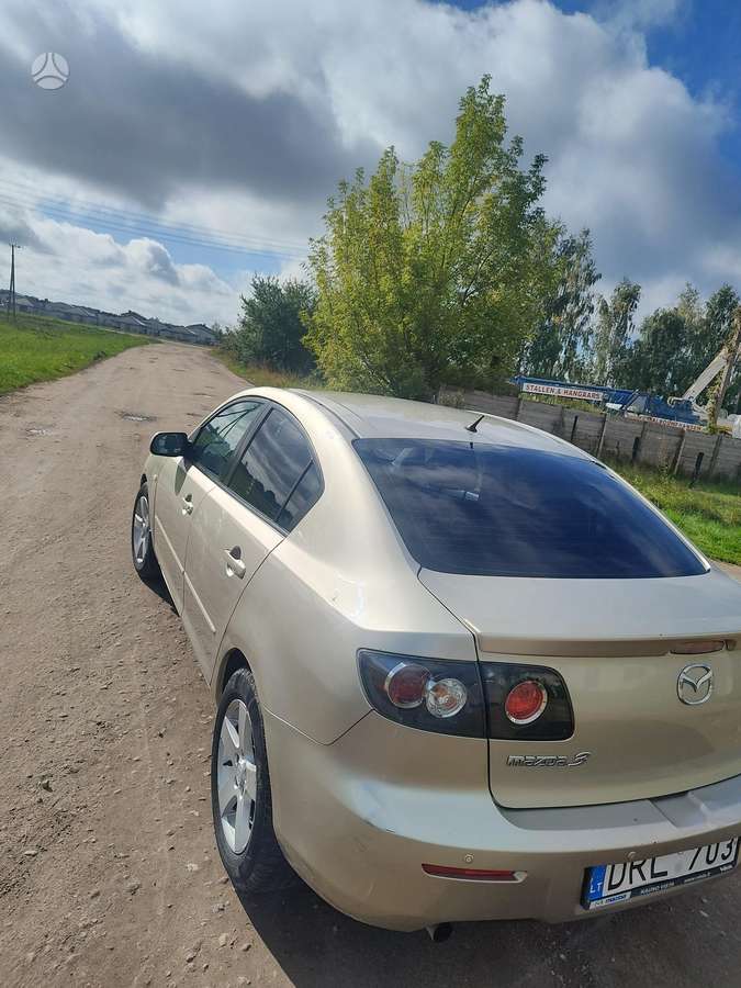 Mazda 3, 1.6 l., Седан
