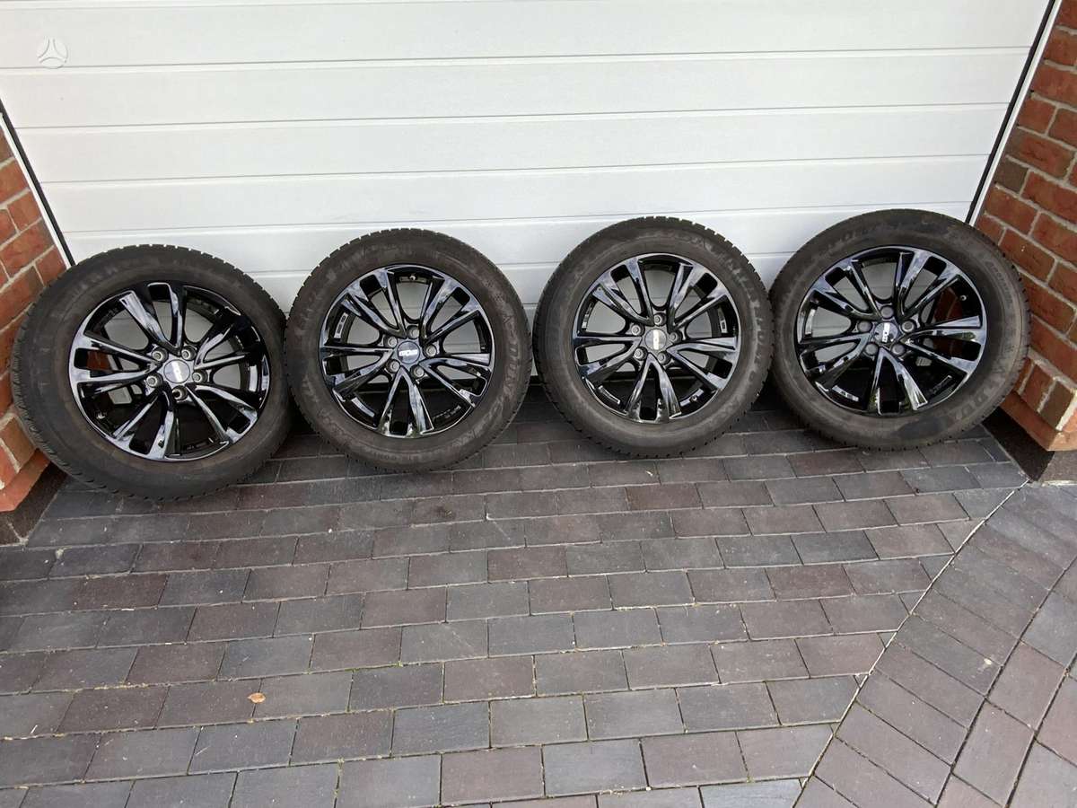 Toyota CHR, light alloy, R17