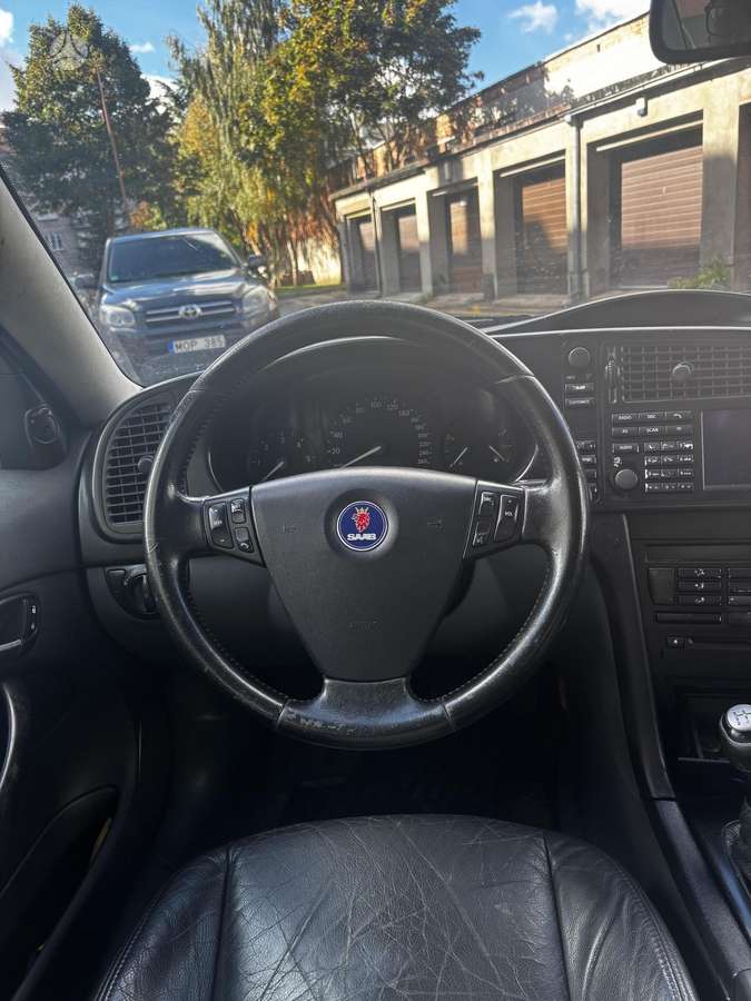 Saab 9-3, 2.2 l., saloon / sedan
