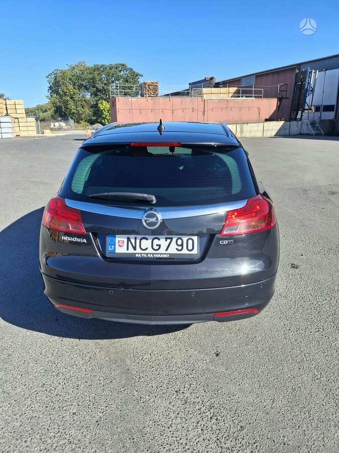 Opel Insignia, 2.0 l., Универсал