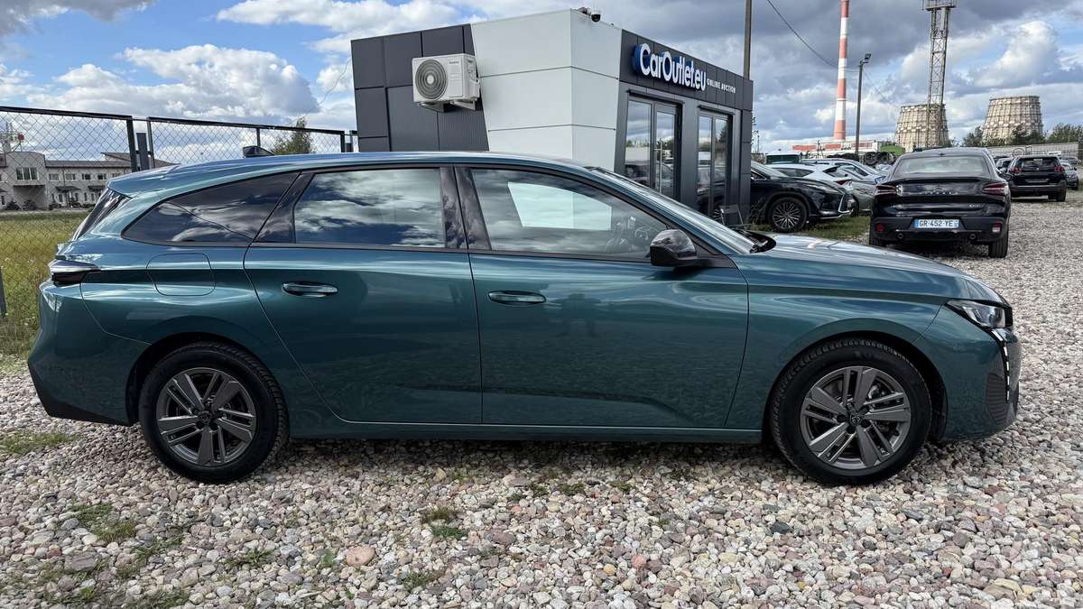 Peugeot 308, 1.2 l., Универсал