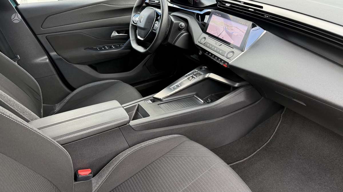 Peugeot 308, 1.2 l., Универсал
