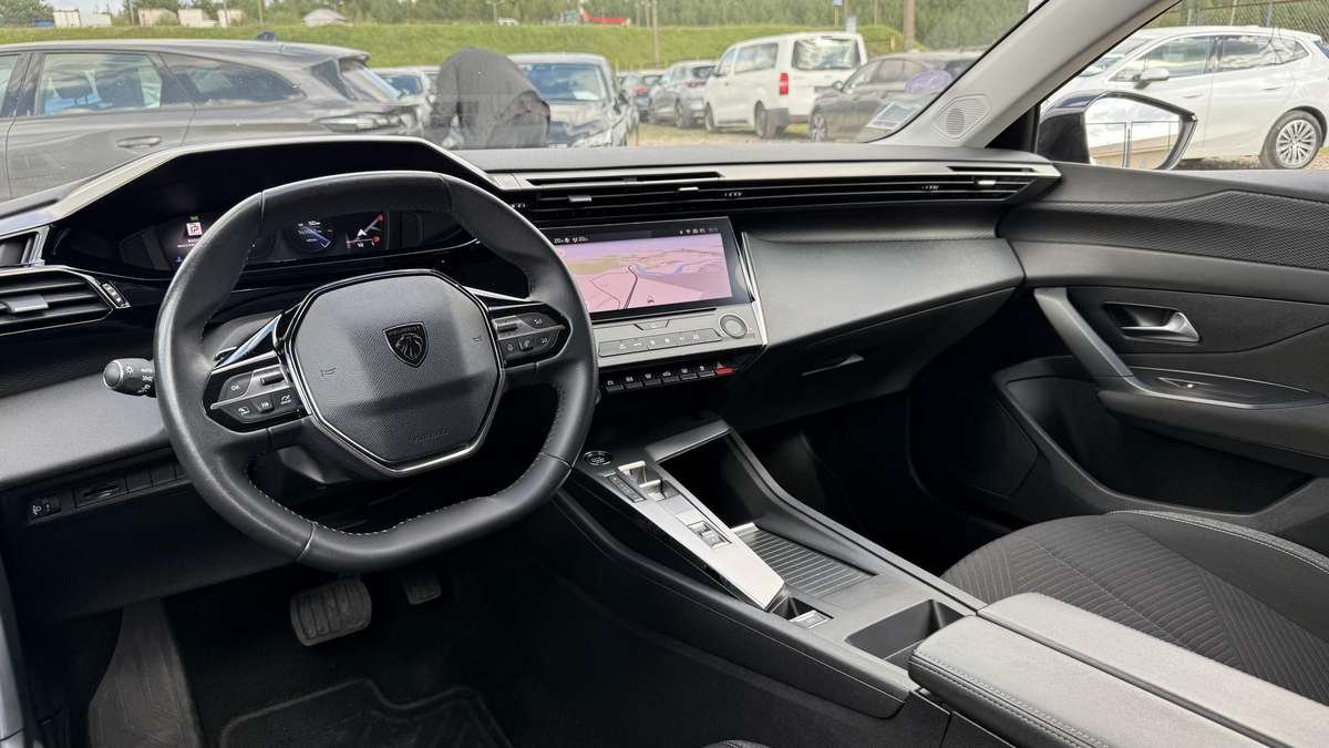 Peugeot 308, 1.2 l., Универсал