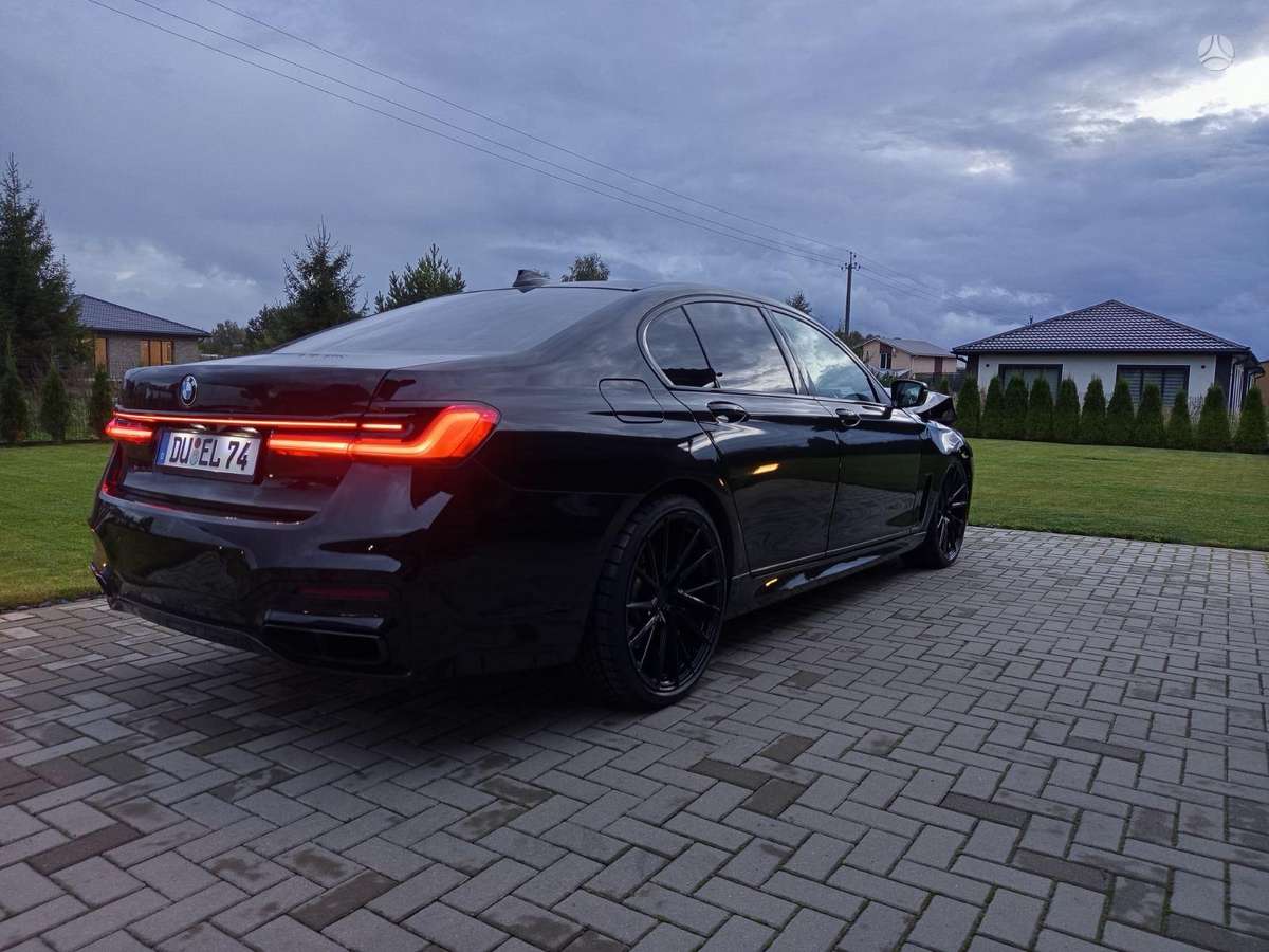 BMW 730, 3.0 l., Седан