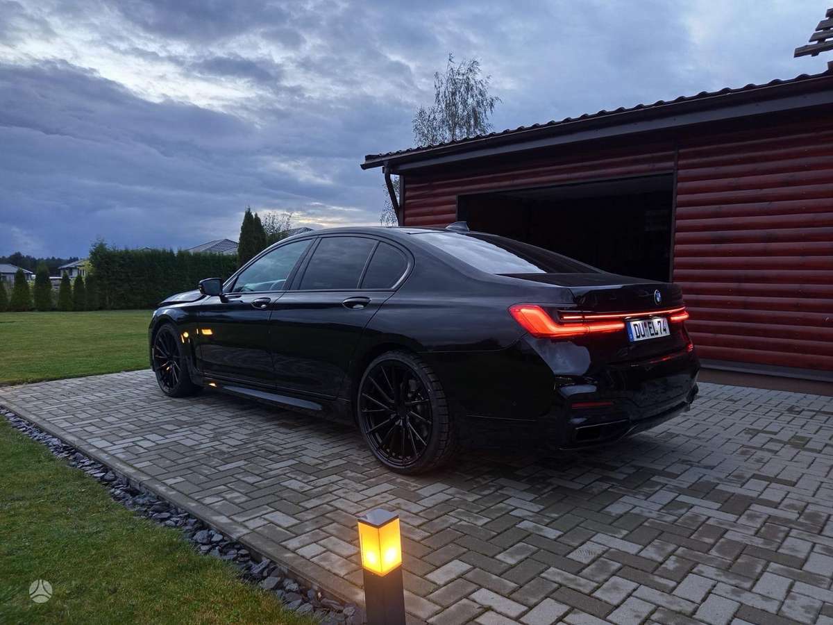 BMW 730, 3.0 l., Седан
