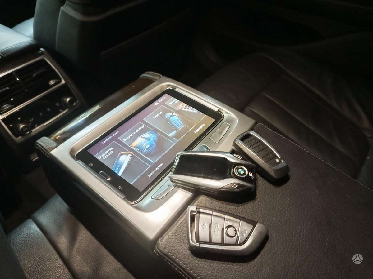 BMW 730, 3.0 l., Седан