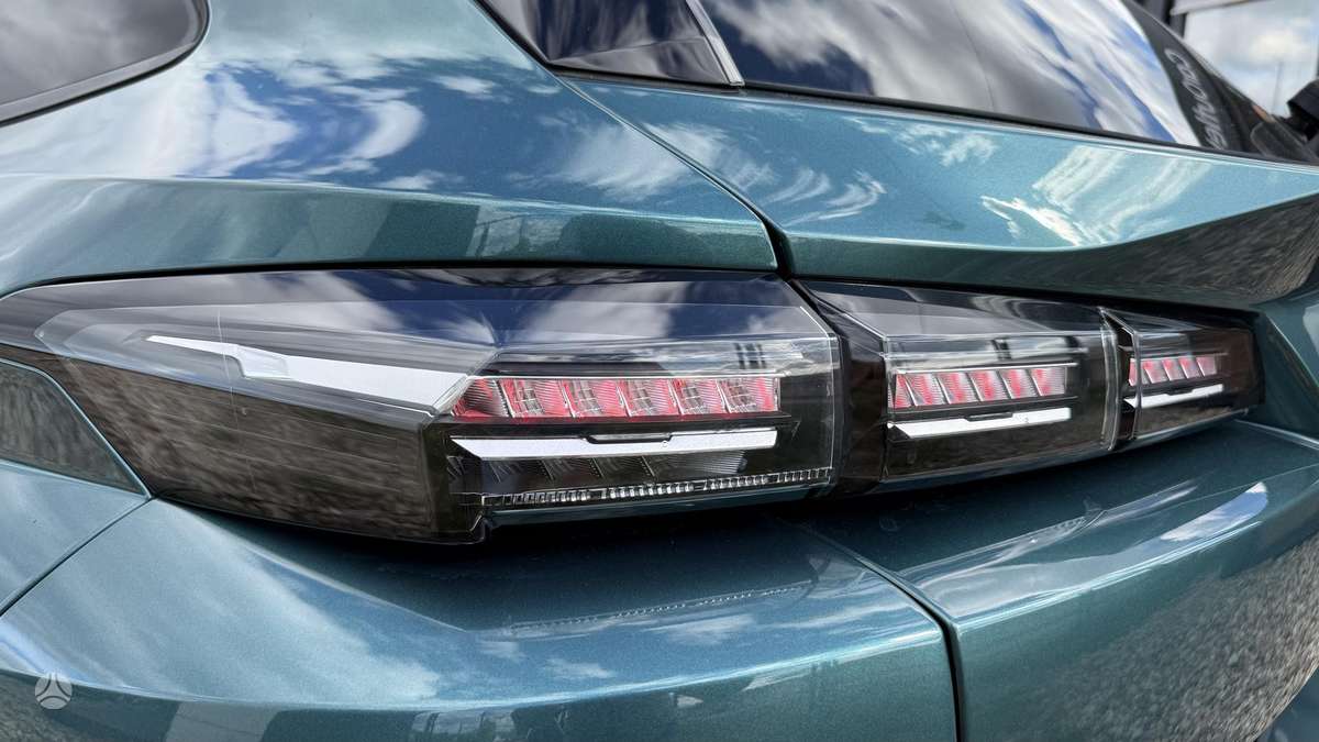 Peugeot 308, 1.2 l., Универсал