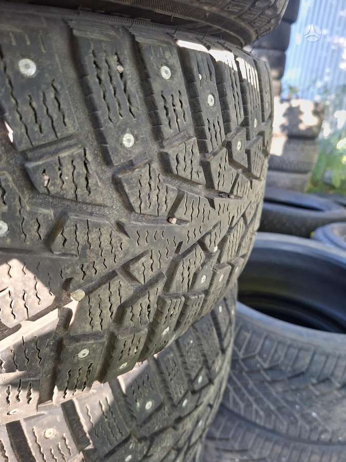 Maxxis, žieminės 235/55 R17