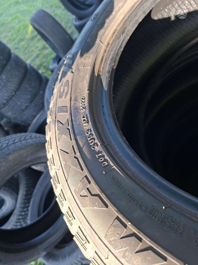 Maxxis, žieminės 235/55 R17