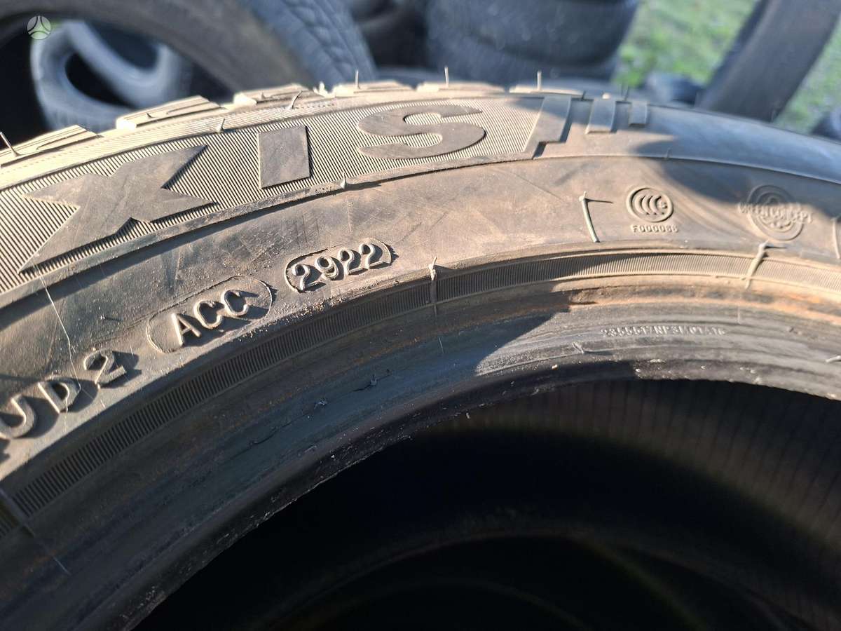 Maxxis, žieminės 235/55 R17