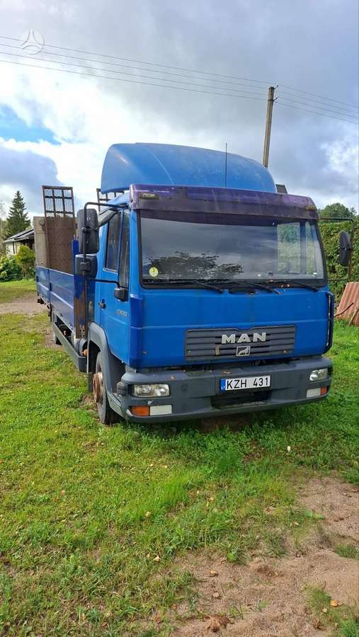 MAN LE 12.220, автовозы
