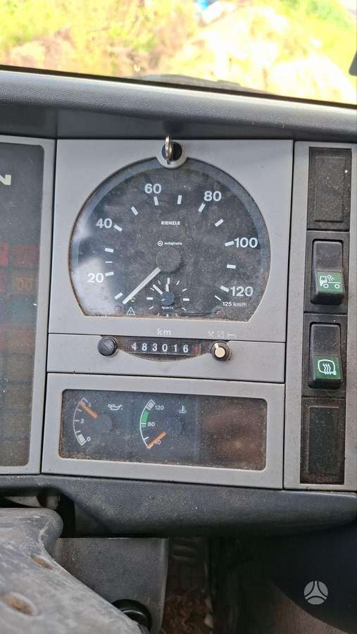 MAN LE 12.220, автовозы