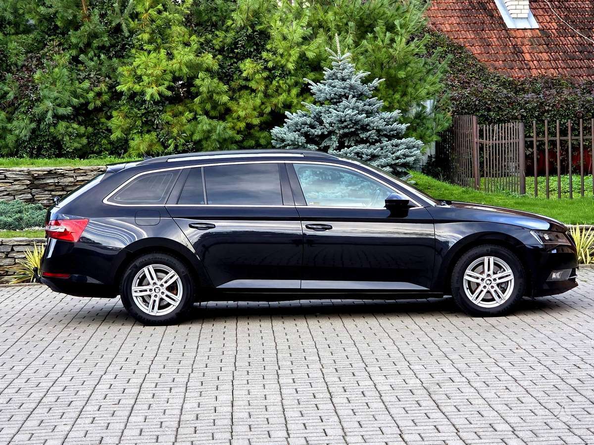 Skoda Superb, 2.0 l., wagon
