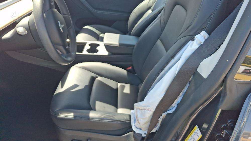 Tesla Model Y, 75 кВт·ч, Минивэн