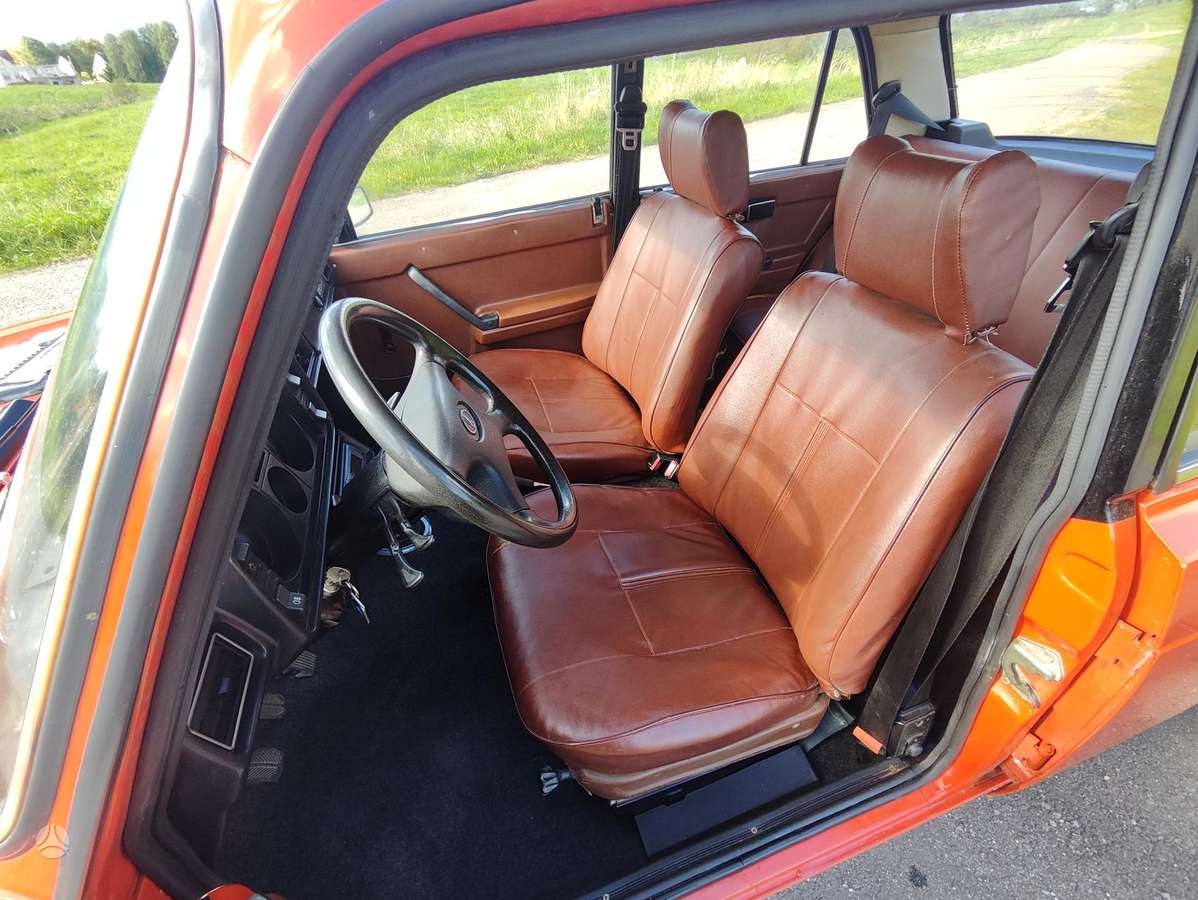 Lada 2105, 1.5 l., Седан