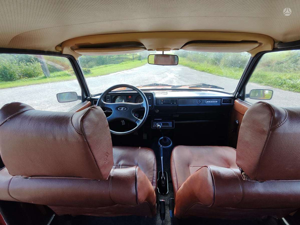 Lada 2105, 1.5 l., Седан