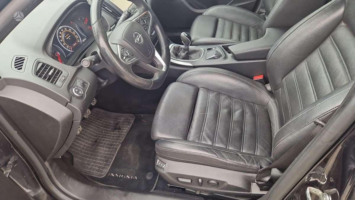 Opel Insignia, 2.0 l., Универсал