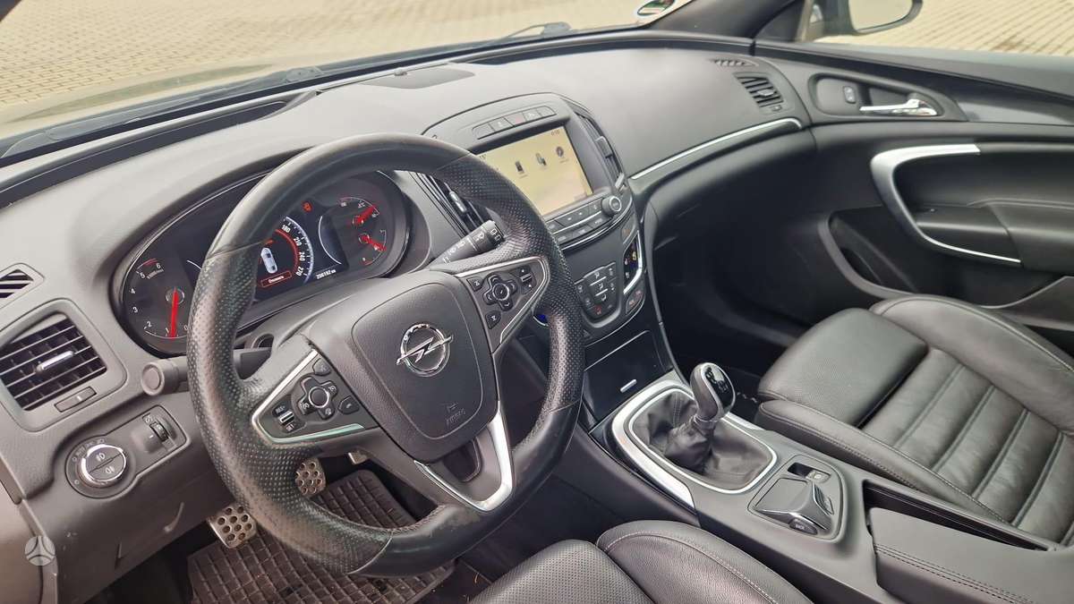 Opel Insignia, 2.0 l., Универсал