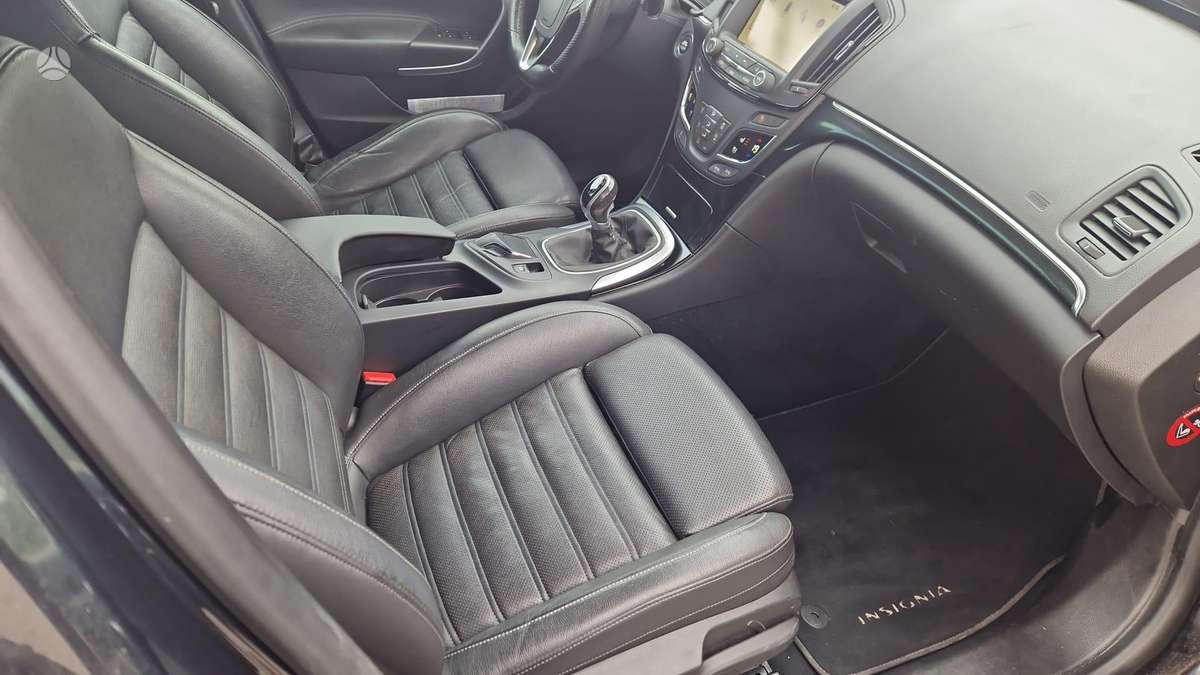 Opel Insignia, 2.0 l., Универсал