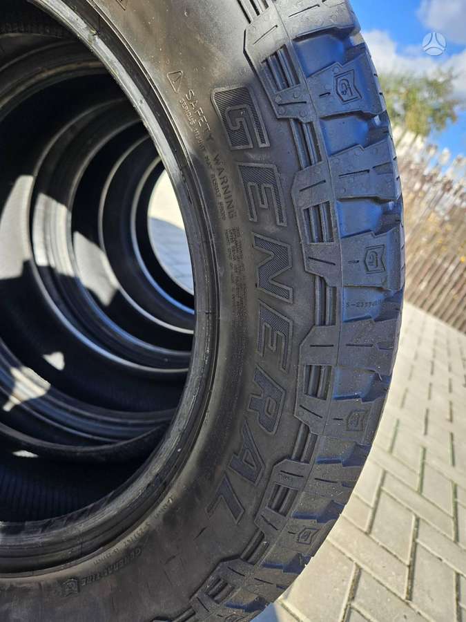 General GRABBER AT3, всесезонные 235/60 R18