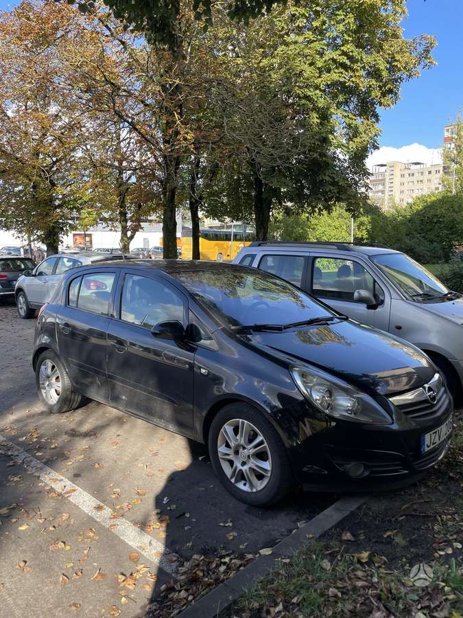 Opel Corsa, 1.3 l., Хэтчбек