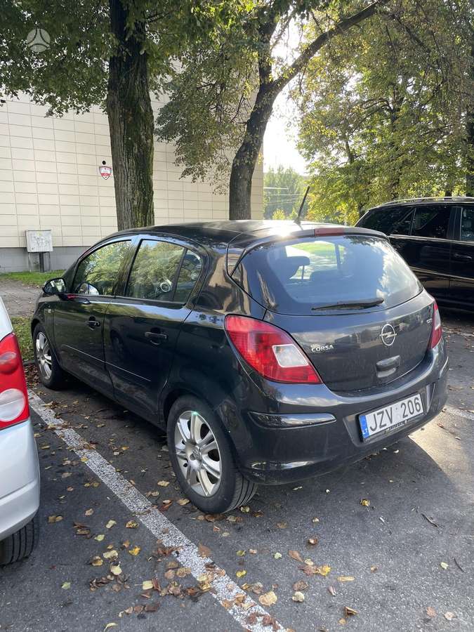 Opel Corsa, 1.3 l., Хэтчбек