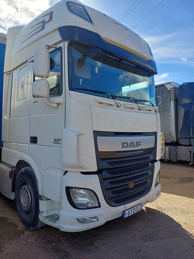DAF XF 460, 2 miegamosios vietos