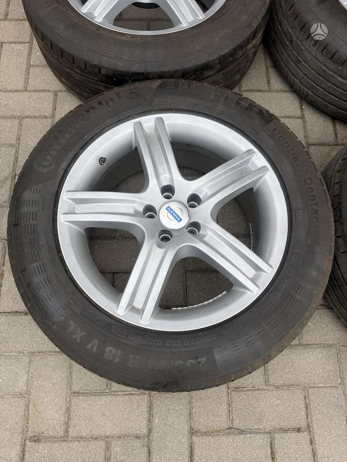 Volvo, lengvojo lydinio, R18