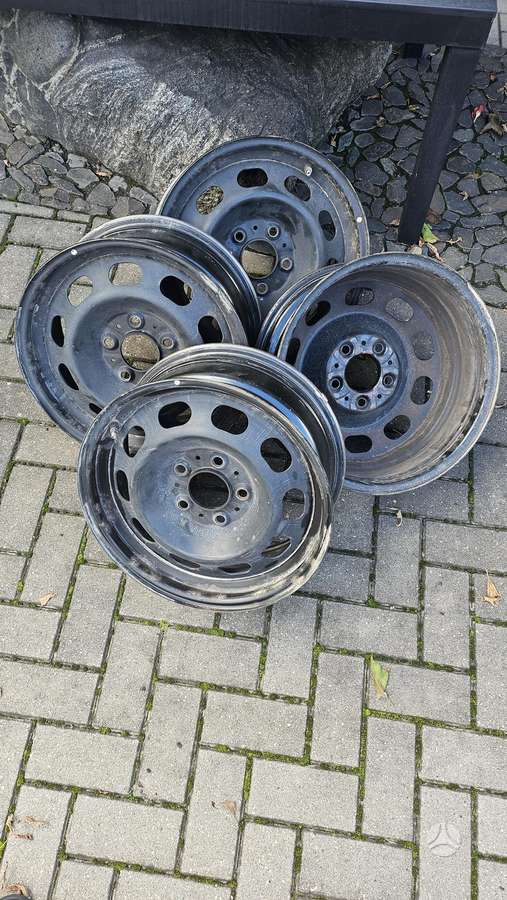 BMW, стальные штампованные диски, R16