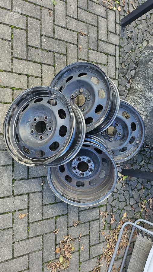 BMW, стальные штампованные диски, R16