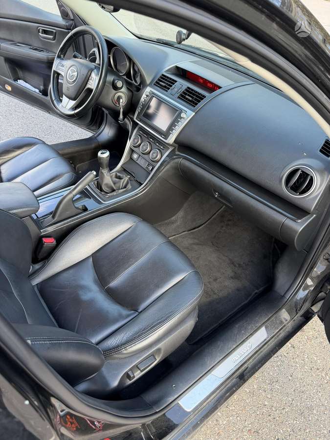 Mazda 6, 2.2 l., hečbekas