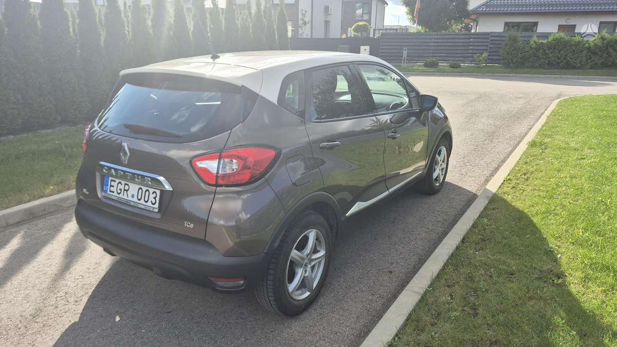 Renault Captur, 1.2 l., off-road / crossover
