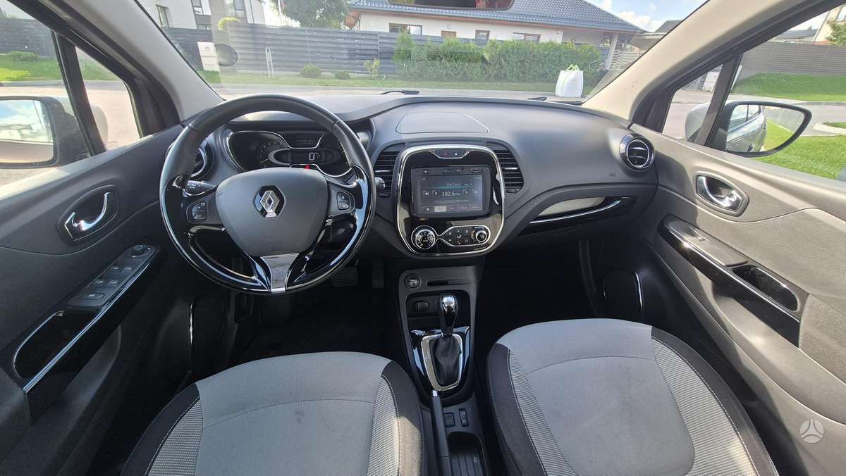 Renault Captur, 1.2 l., off-road / crossover