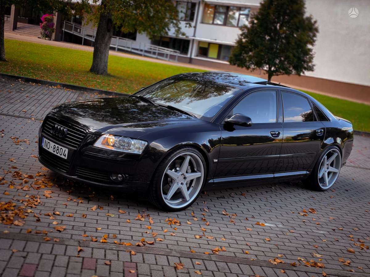 Audi A8, 4.2 l., Седан