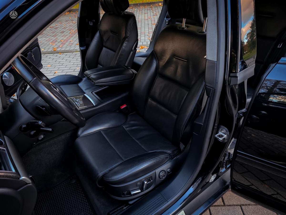 Audi A8, 4.2 l., Седан