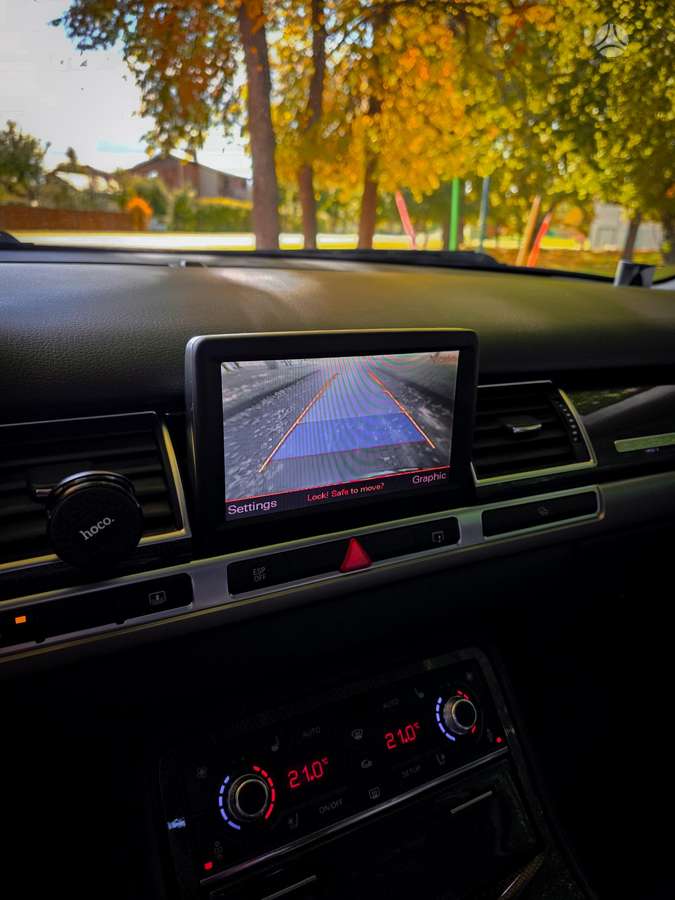 Audi A8, 4.2 l., sedanas