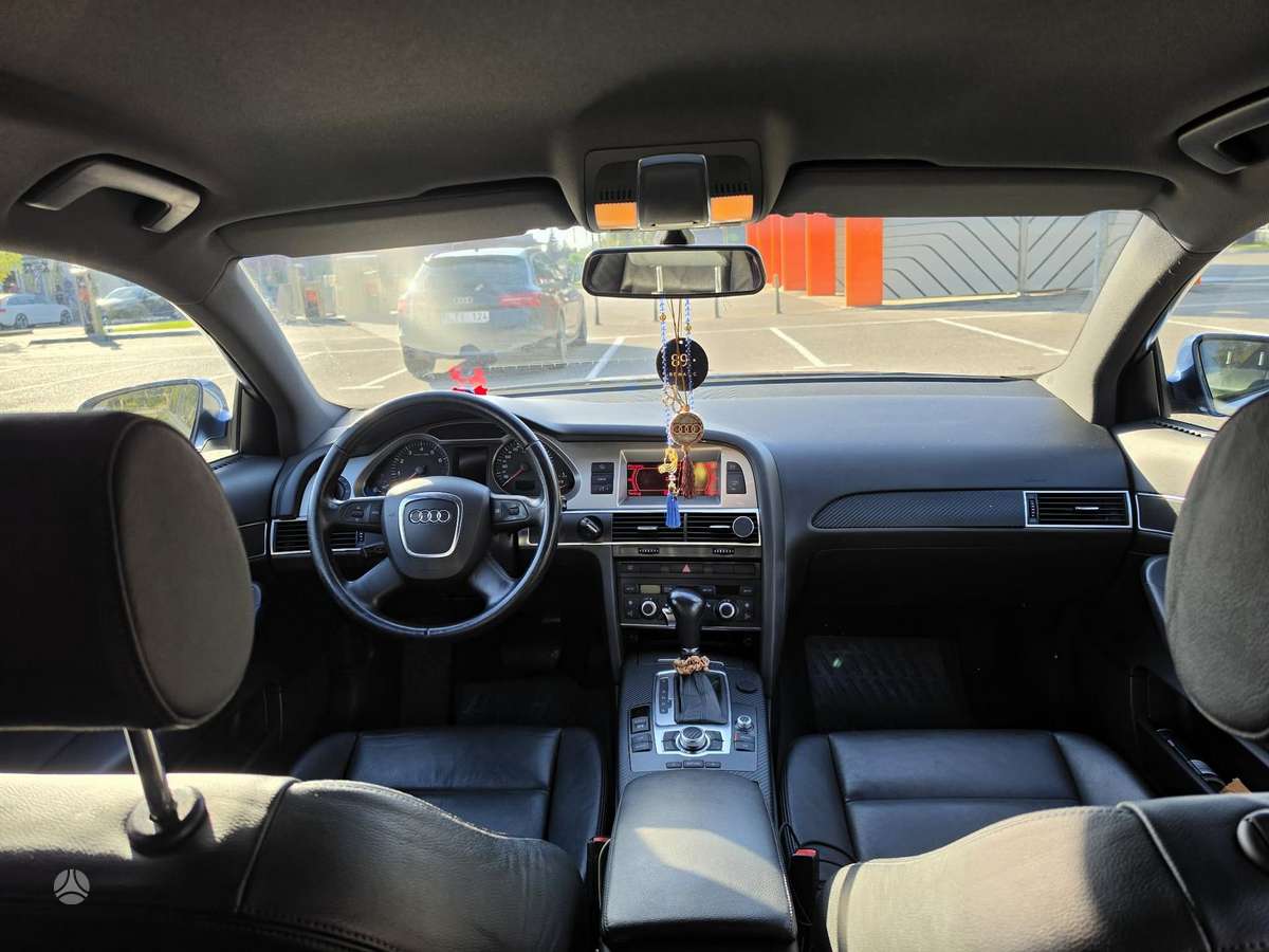Audi A6, 2.0 l., Седан