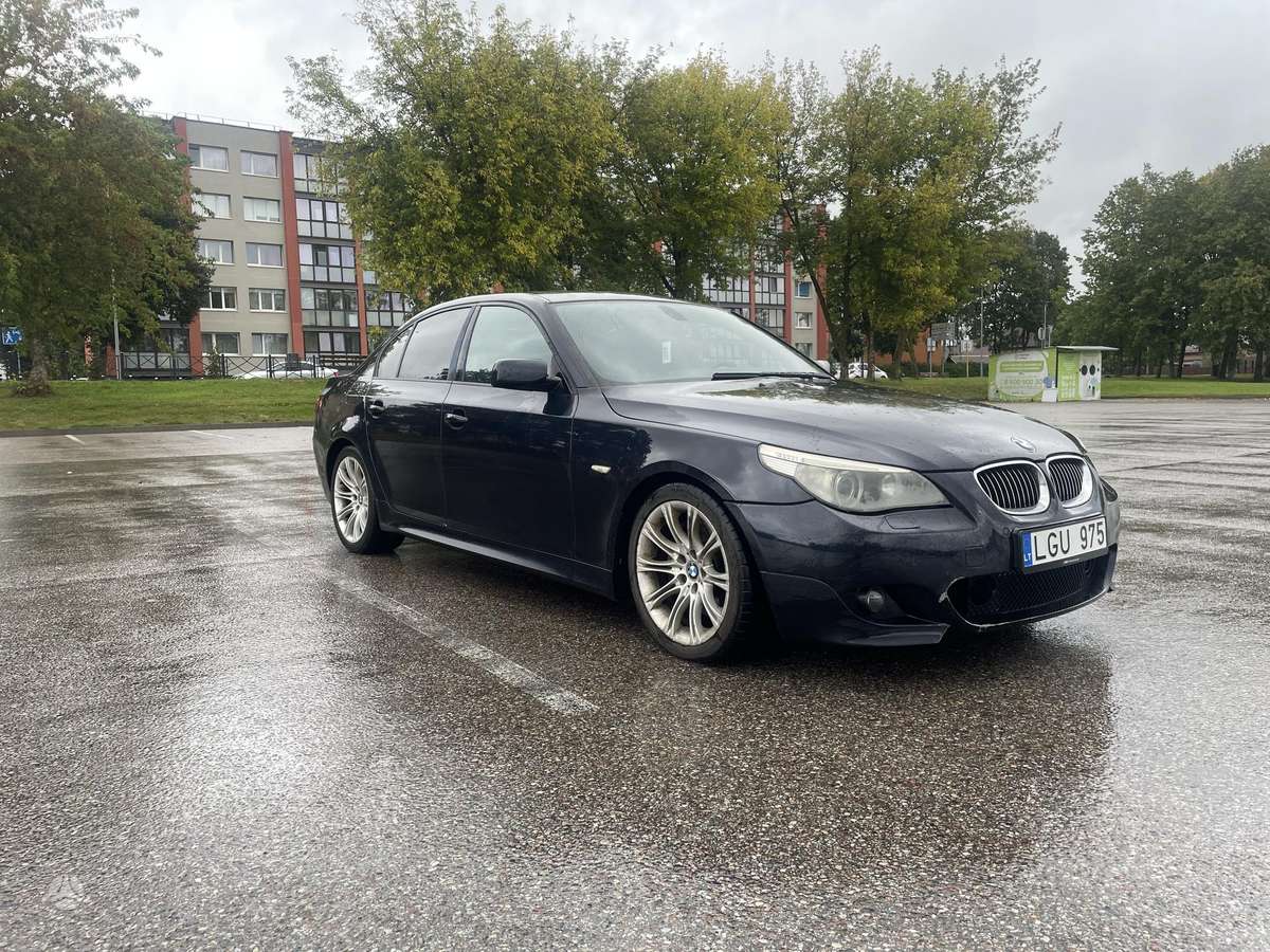 BMW 550, 4.8 l., Седан