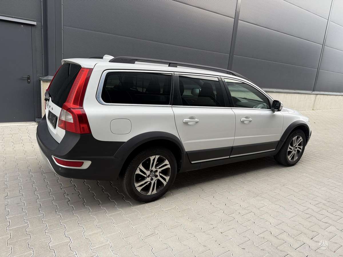 Volvo XC70, 2.0 l., Универсал