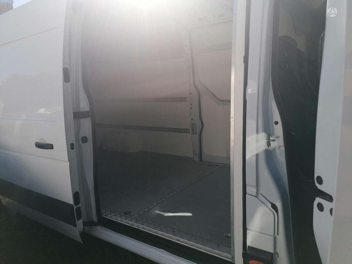 Renault Master, 2.3 l., Грузовые микроавтобусы