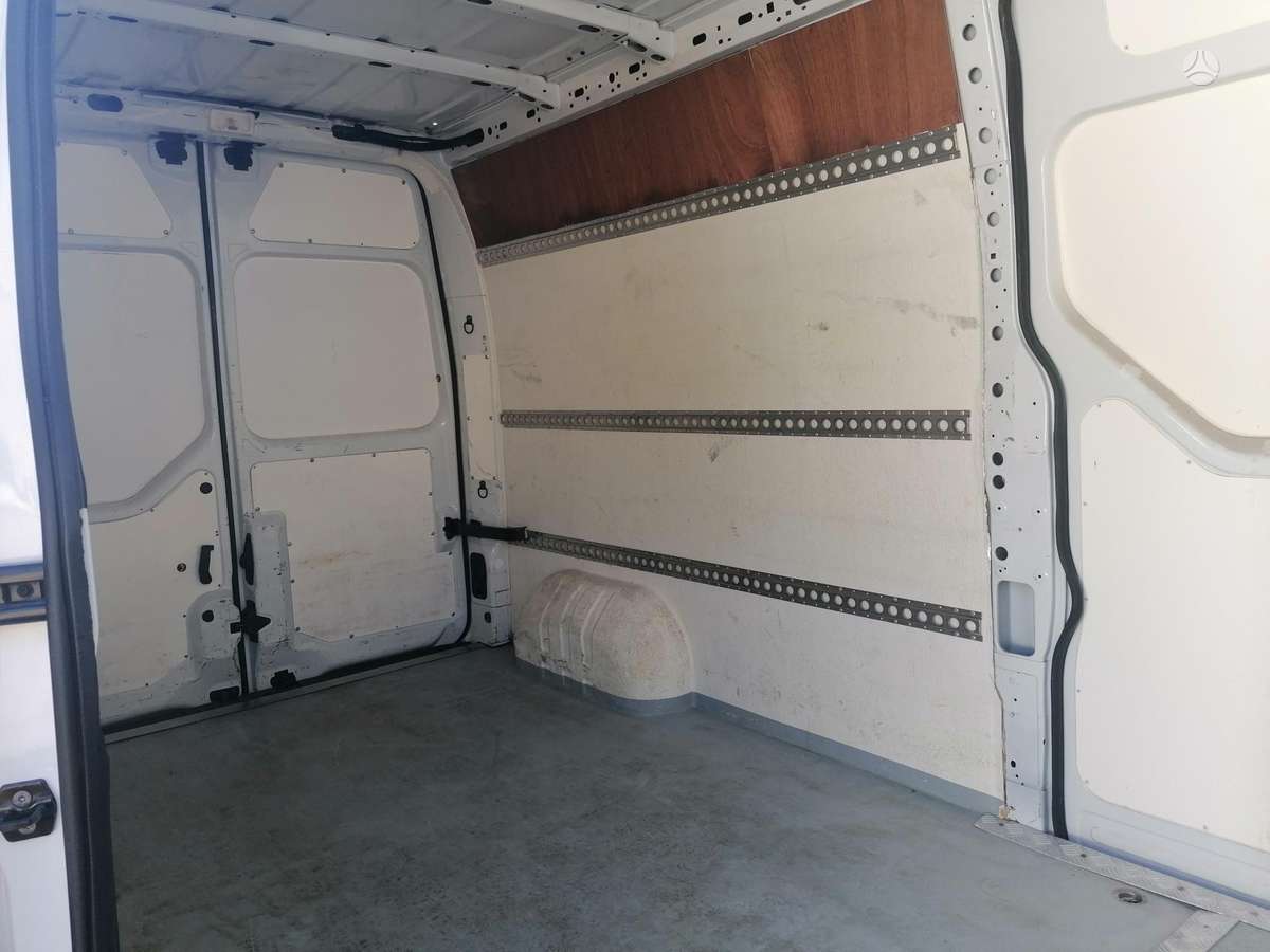 Renault Master, 2.3 l., Грузовые микроавтобусы
