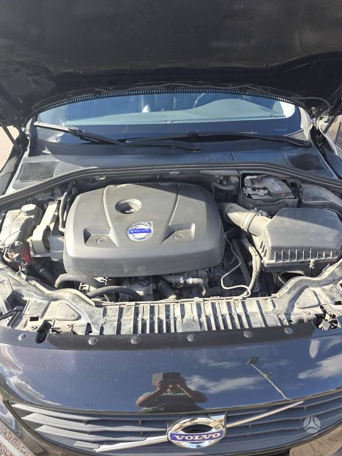 Volvo S60, 2.0 l., Седан