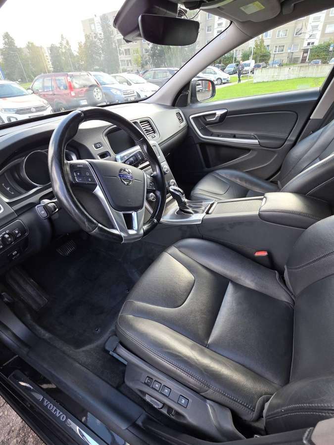 Volvo S60, 2.0 l., Седан