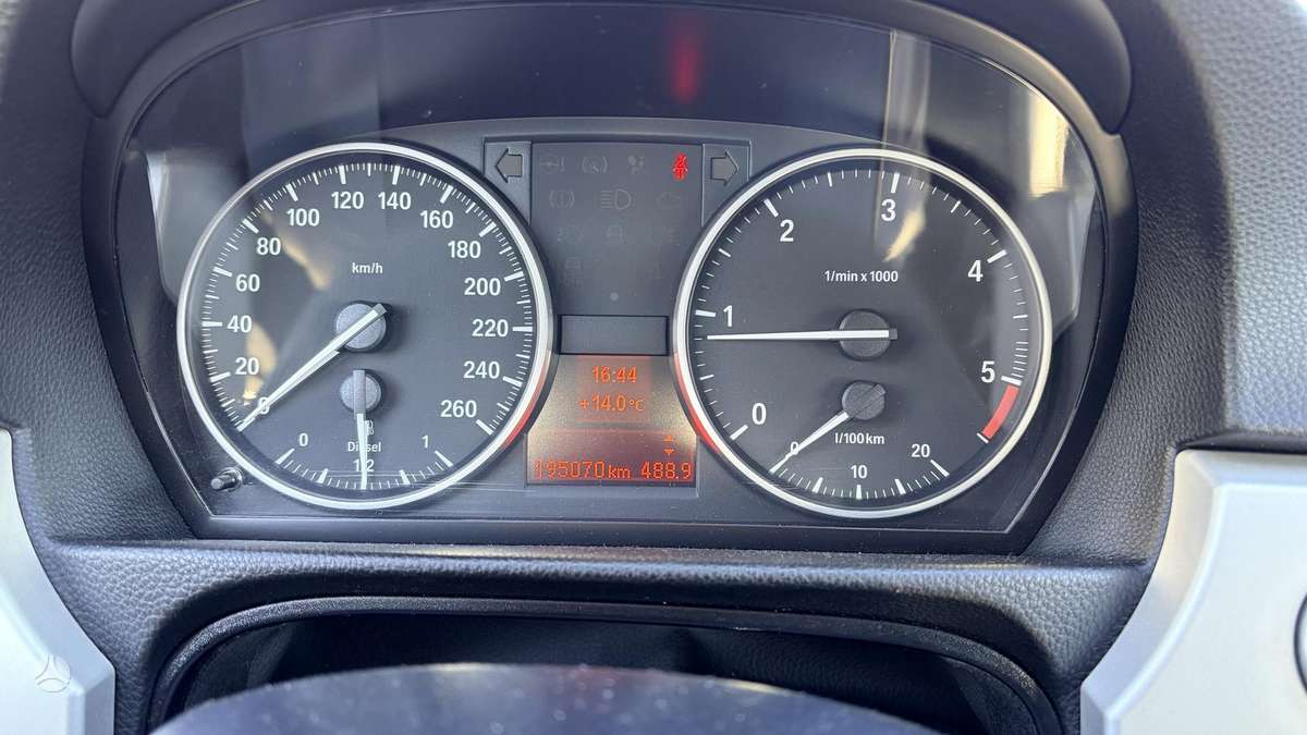 BMW 320, 2.0 l., Седан