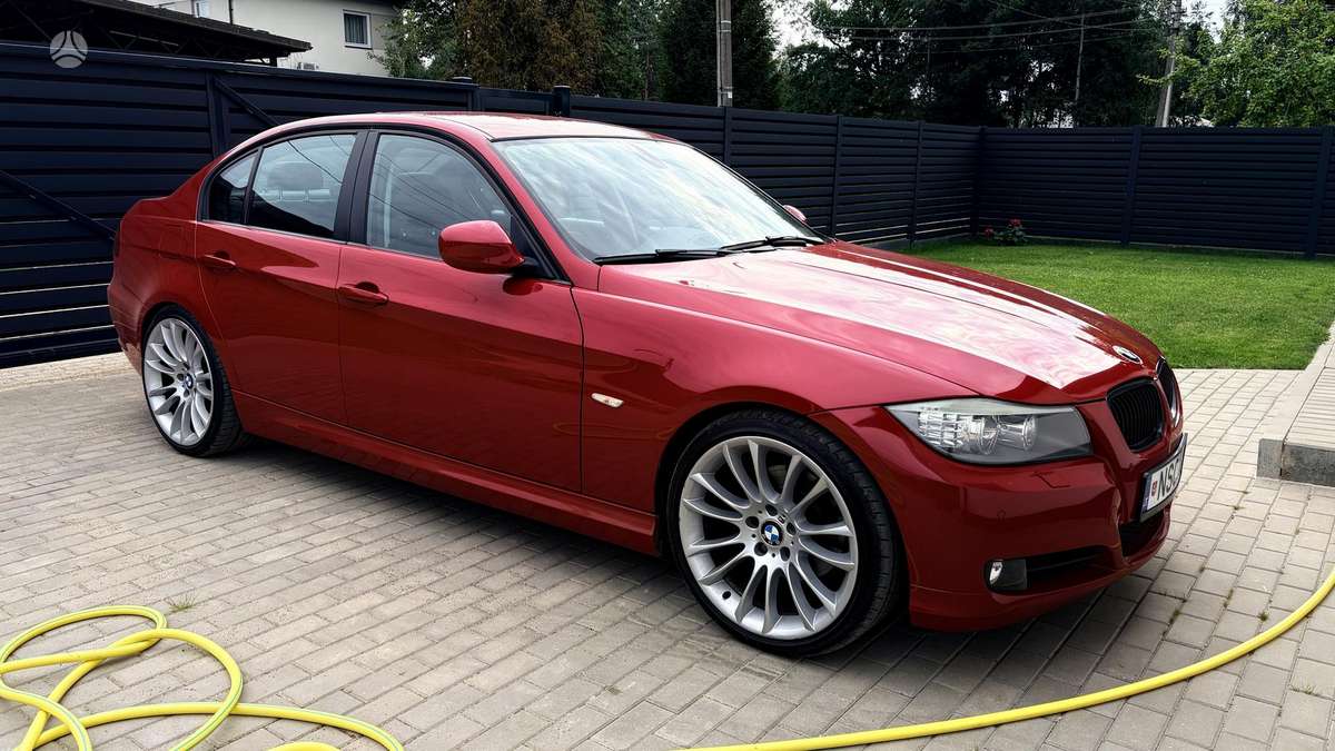 BMW 320, 2.0 l., Седан