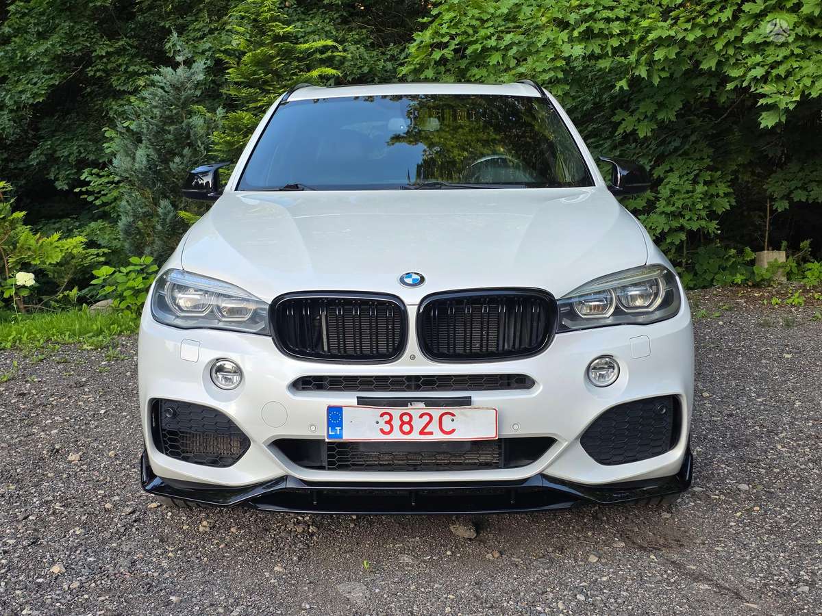 BMW X5, 4.4 l., Внедорожник / Кроссовер
