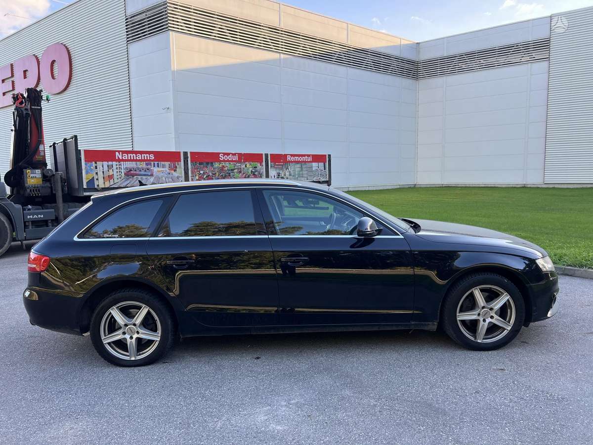 Audi A4, 1.8 l., universalas