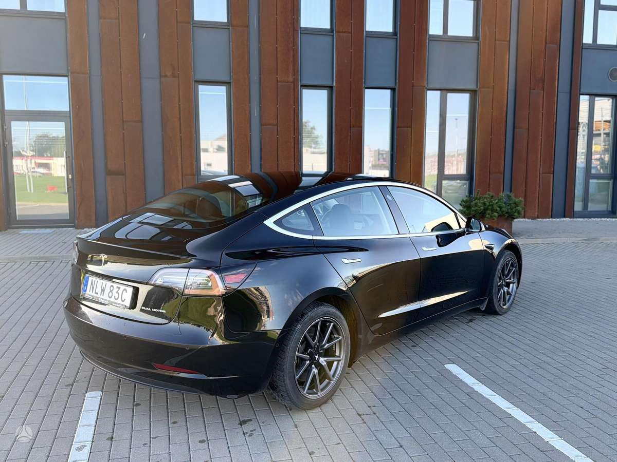 Tesla Model 3, 75 кВт·ч, Седан