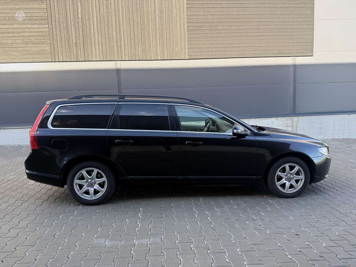 Volvo V70, 2.0 l., wagon